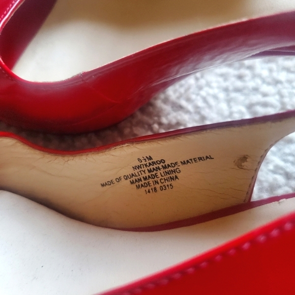 Nine West Peep-Toe Slingback Red Pumps - Picture 7 of 7